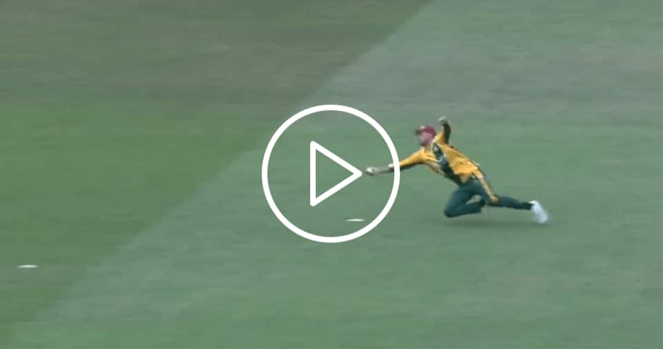 [Watch] Alex Hales Grabs a Stunner in Nottinghamshire’s Close Win vs Leicestershire in T20 Blast